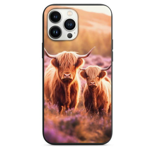 Cute Highland Cows on Hillside Phone Case for iPhone 7 8 X XS XR SE 11 12 13 14 15 Pro Max Mini